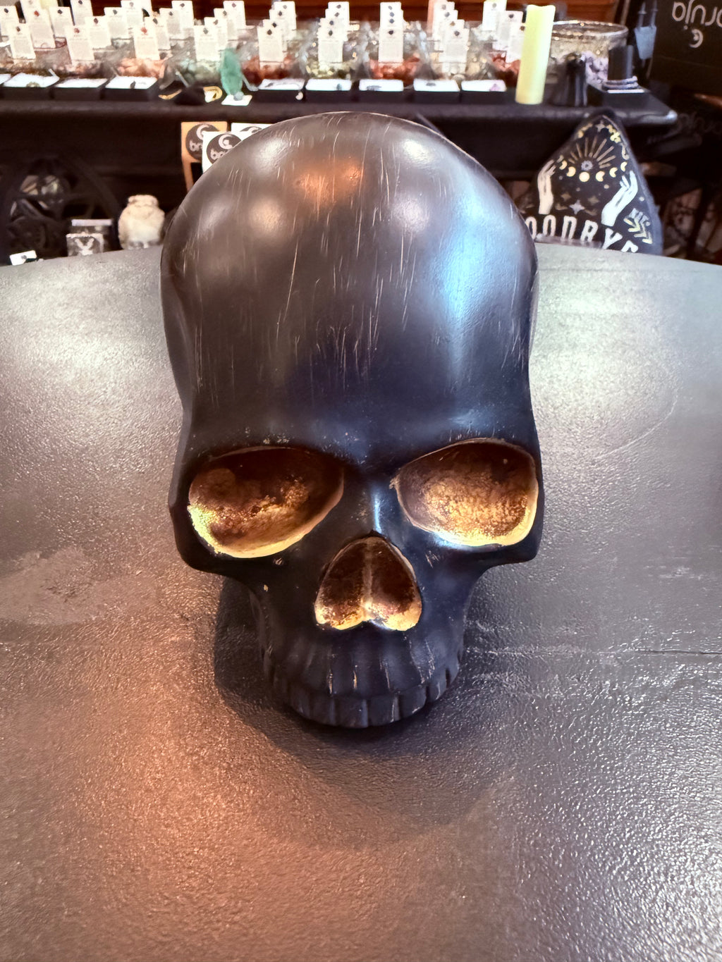 Midnight Gold Eyes Skull